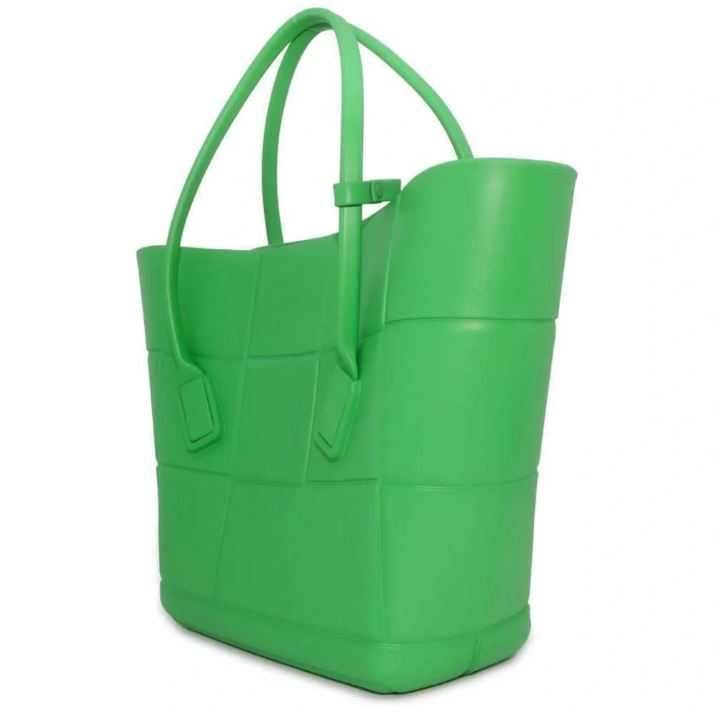 💚 Bottega Veneta Large Arco Rubber Tote Bag – Parrot Green 💚